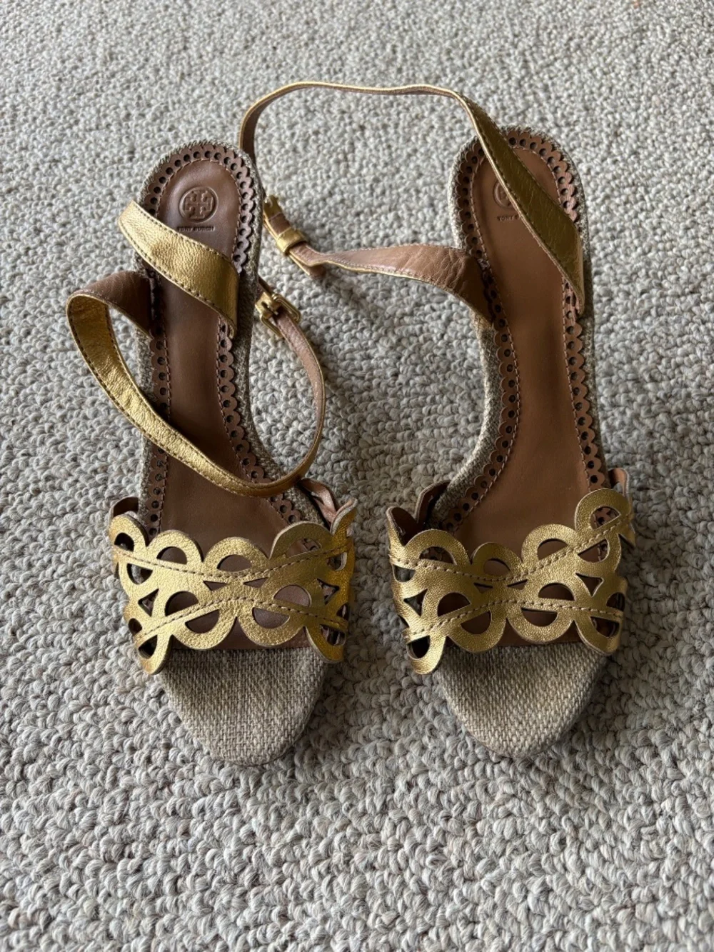 Tory Burch Aileen Gold Metallic Cutout Heels Sandals Sz 10 Glam Chic